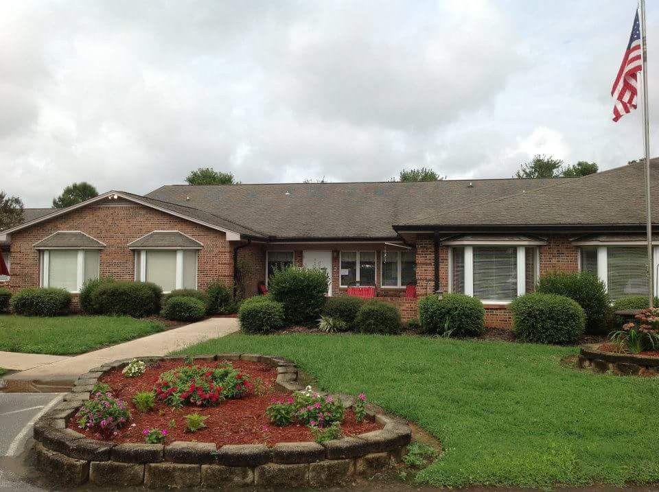 Mt. Pleasant House (UPDATED) Get Pricing & See 3 Photos in Mount